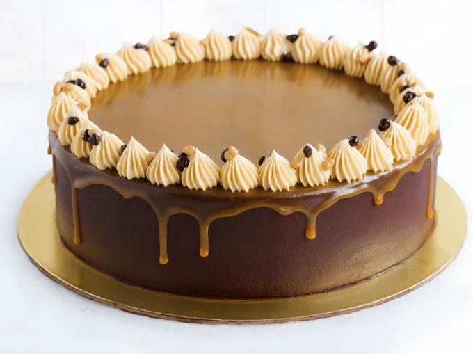 Chococaramel Cake (Chocolate Base With Rich Caramel)