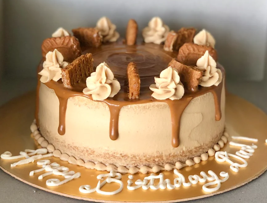 Lotus Biscoff Buttercream Cake
