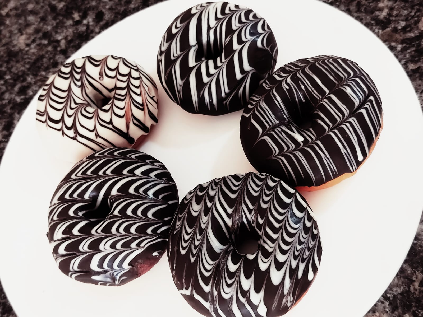 Donut (eggless)